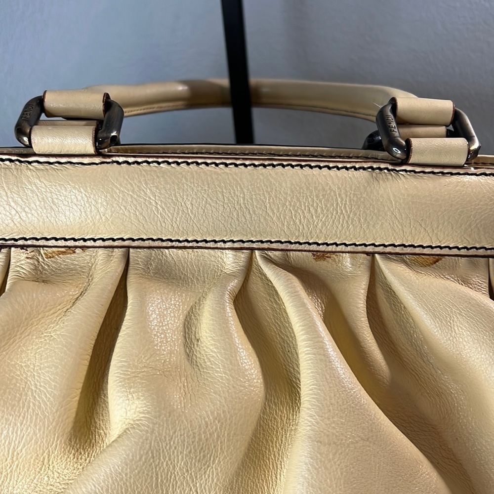 Fendi Yellow Leather Borsa Doctor Bag - Picture 17 of 17